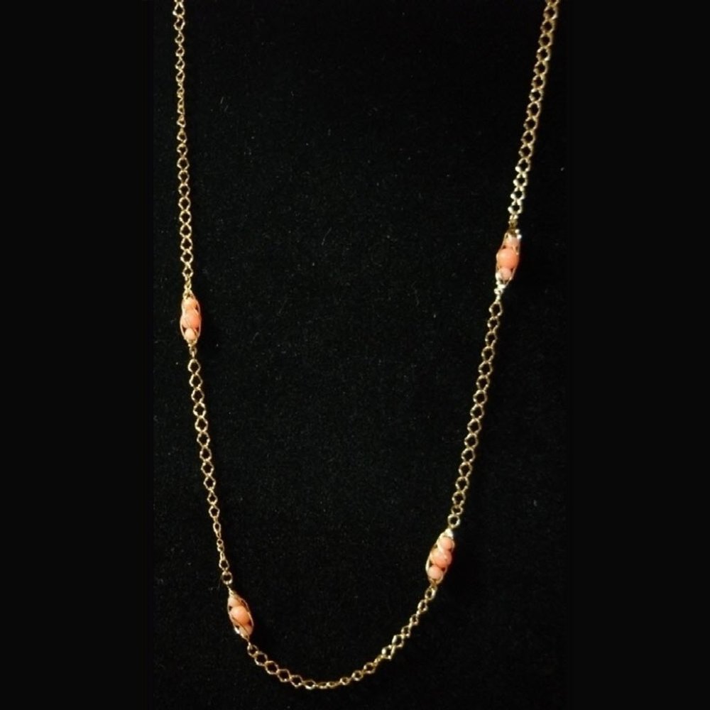 Avon Necklace Gold Tone Chain w Coral Color Beads Vintage